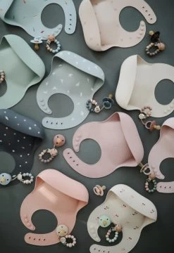 Mushie Silicone Baby Bib (Planets) -Baby Product Shop 7O0A0757 copy 600x875 1