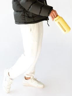 Day Bottle | The Hydration Tracking Water Bottle (27oz) - Lemon -Baby Product Shop day bottle the hydration tracking water bottle 27oz lemon bink water bottles lil tulips 30509994475638