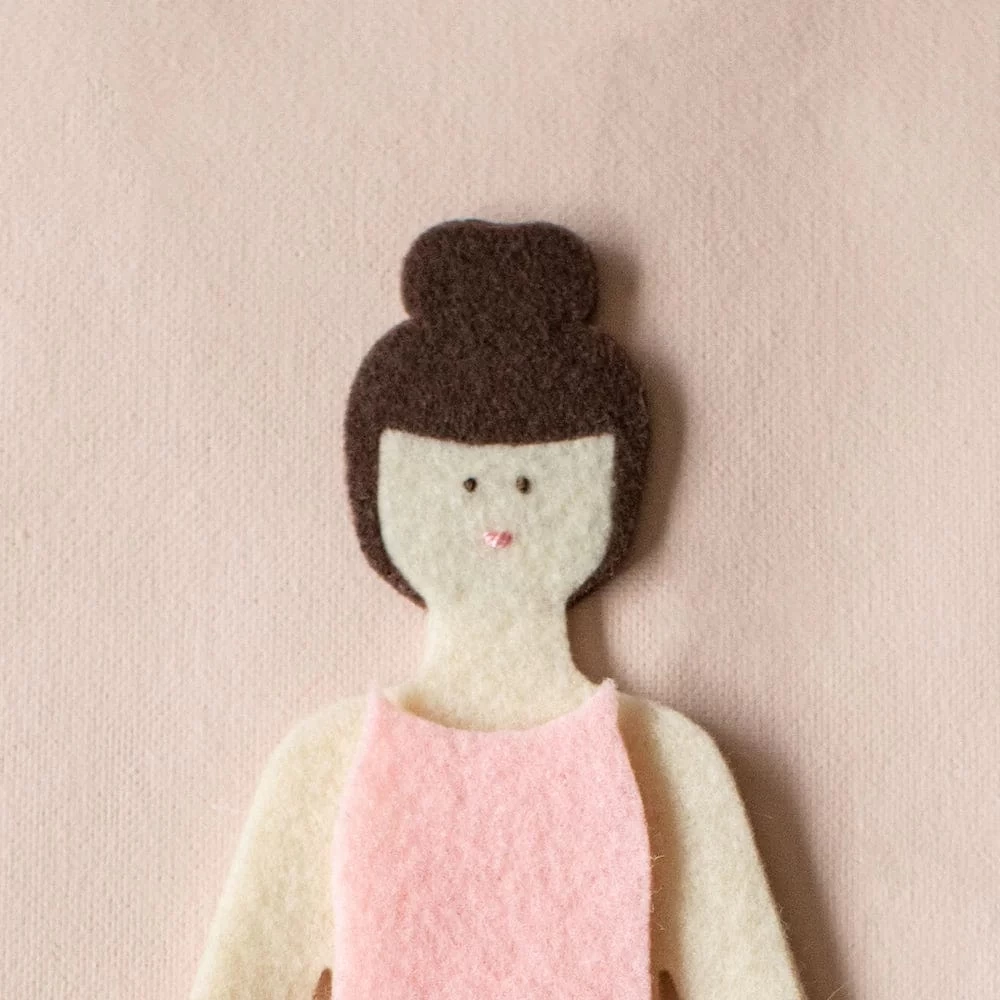 Felt Doll Starter Girl - Hazelnut 6 Felt Doll Starter Girl - Hazelnut - Image 4