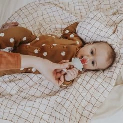 Mod Feeder™ - Sand -Baby Product Shop mod feeder sand pretty please teethers lil tulips 30323677888630