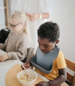 Mushie Silicone Place Mat (Clay) -Baby Product Shop silicone place mat clay mushie lil tulips 29282956181622