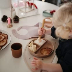 Mushie Divided Silicone Suction Plate (Ivory) -Baby Product Shop silicone suction plate ivory mushie lil tulips 28939326095478