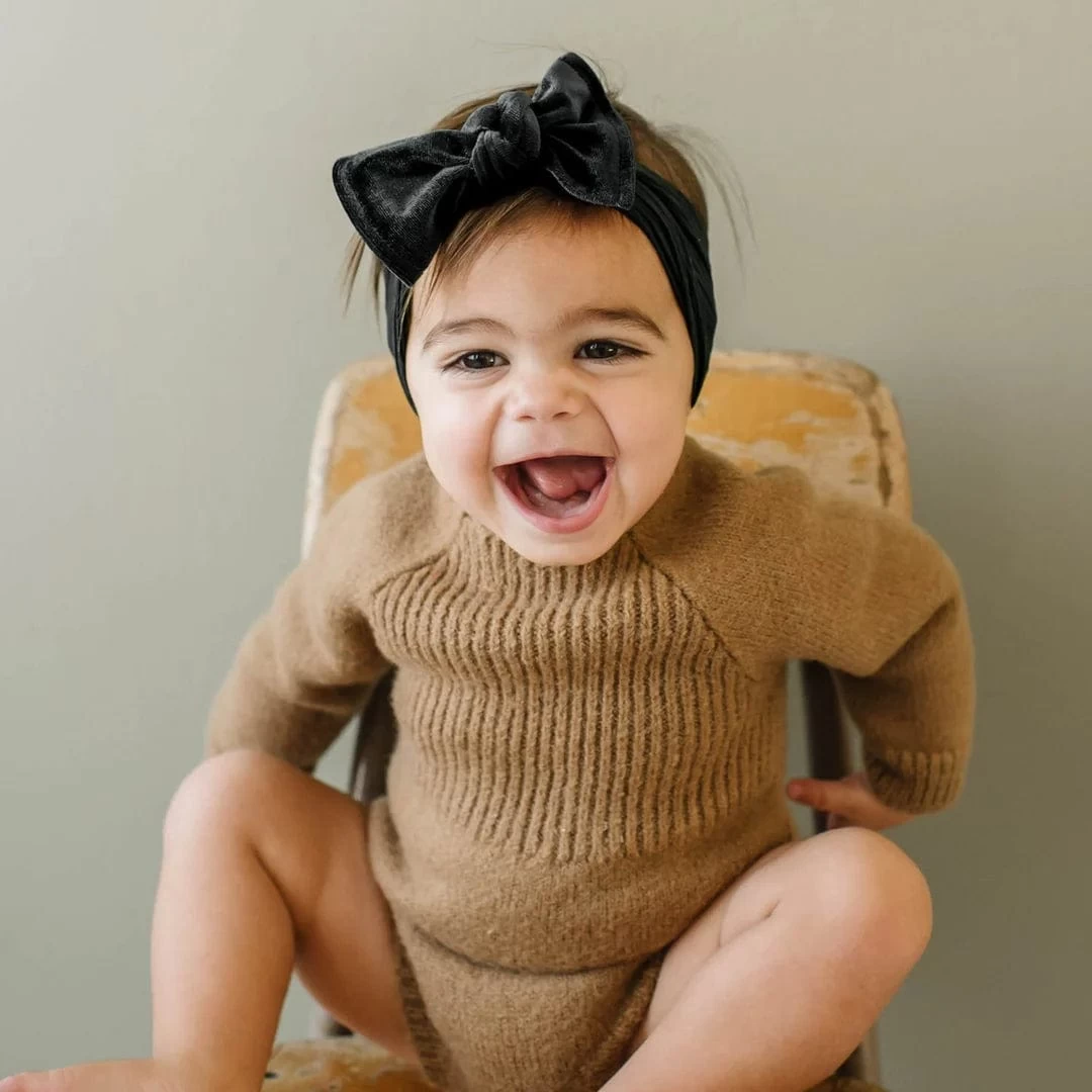 Velvet Knot Headband: Black 4 Velvet Knot Headband: Black - Image 2